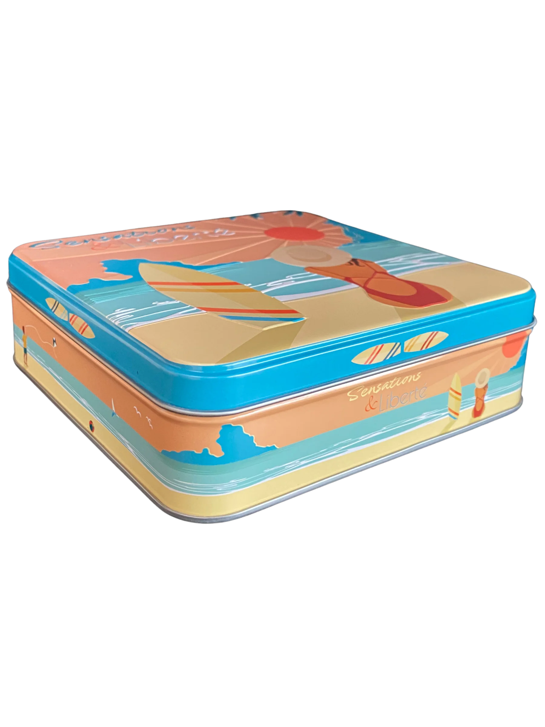 Assortiment palets bretons et galettes bretonne dans une boite métallique souvenir de Bretagne biscuits traditionnel au beurre salé.